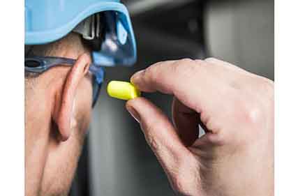Farmers among greatest group at risk of hazardous noise exposure